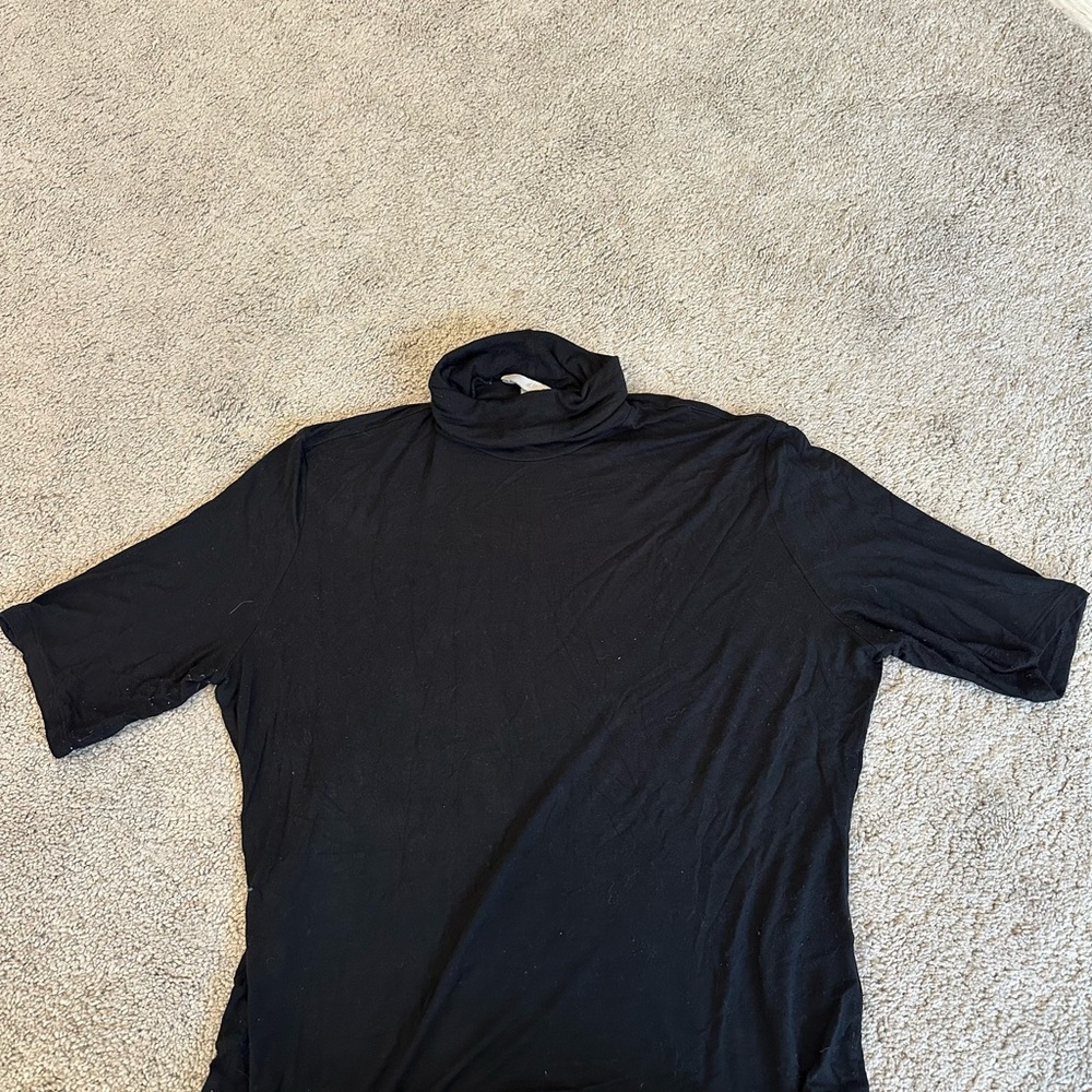 H&M Women’s Size XL Black Turtleneck Top
